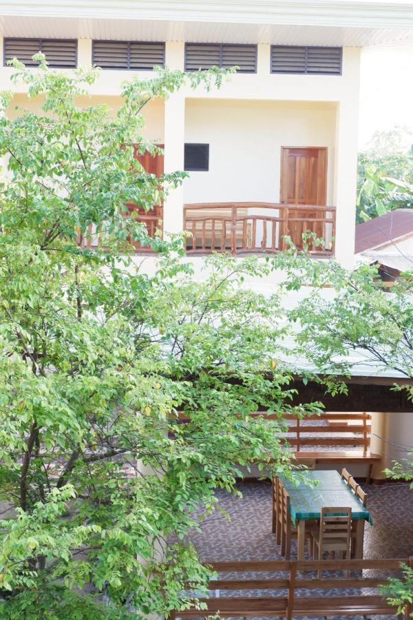 Tlshaw Homestay Генерал-Луна Экстерьер фото