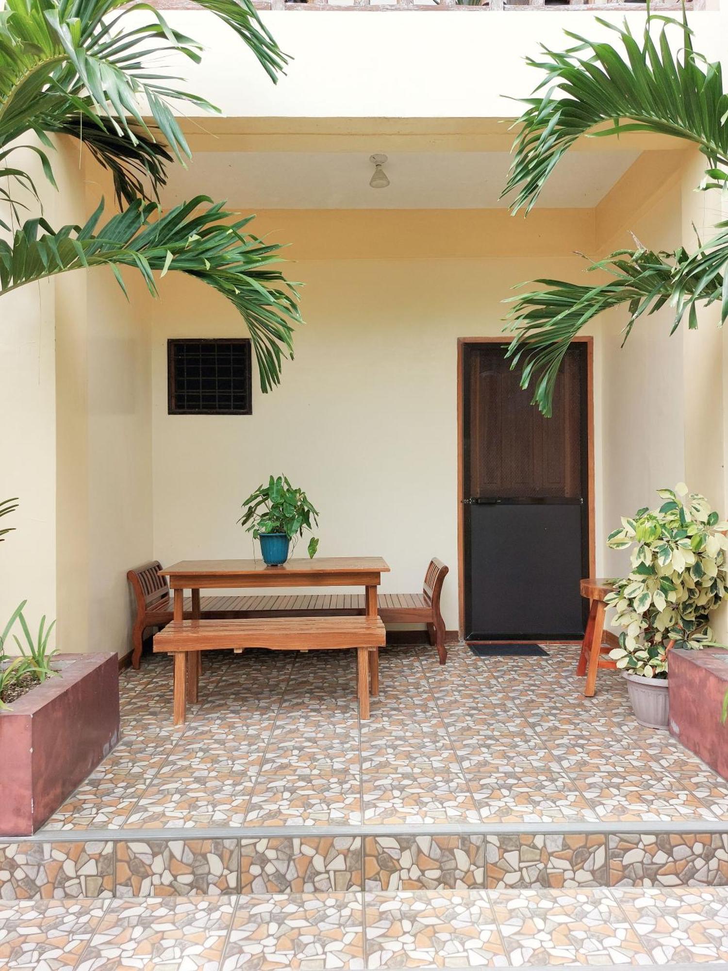 Tlshaw Homestay Генерал-Луна Номер фото