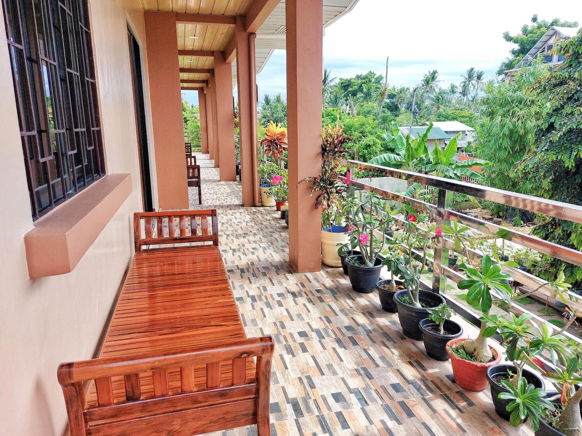 Tlshaw Homestay Генерал-Луна Номер фото