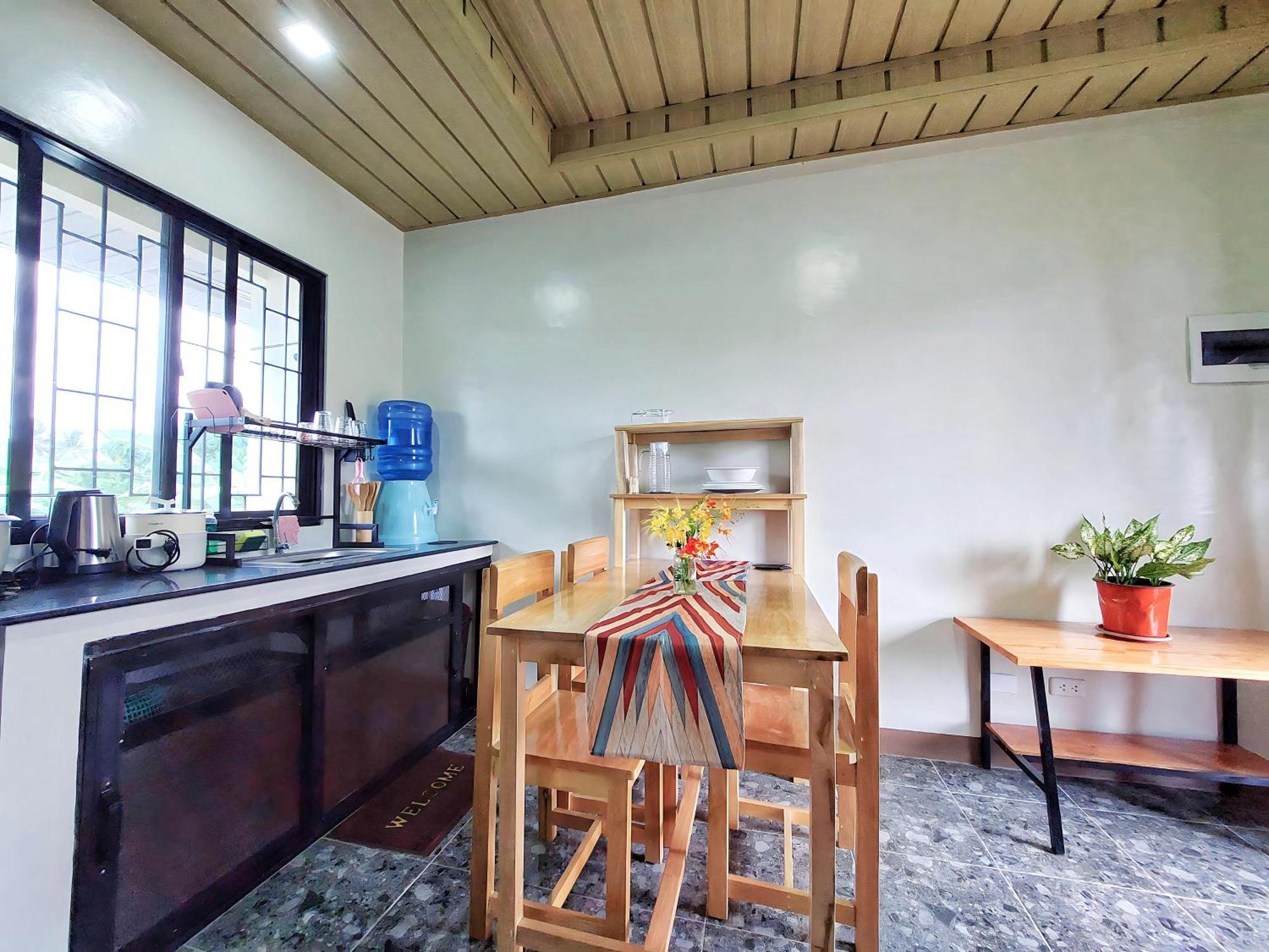 Tlshaw Homestay Генерал-Луна Номер фото