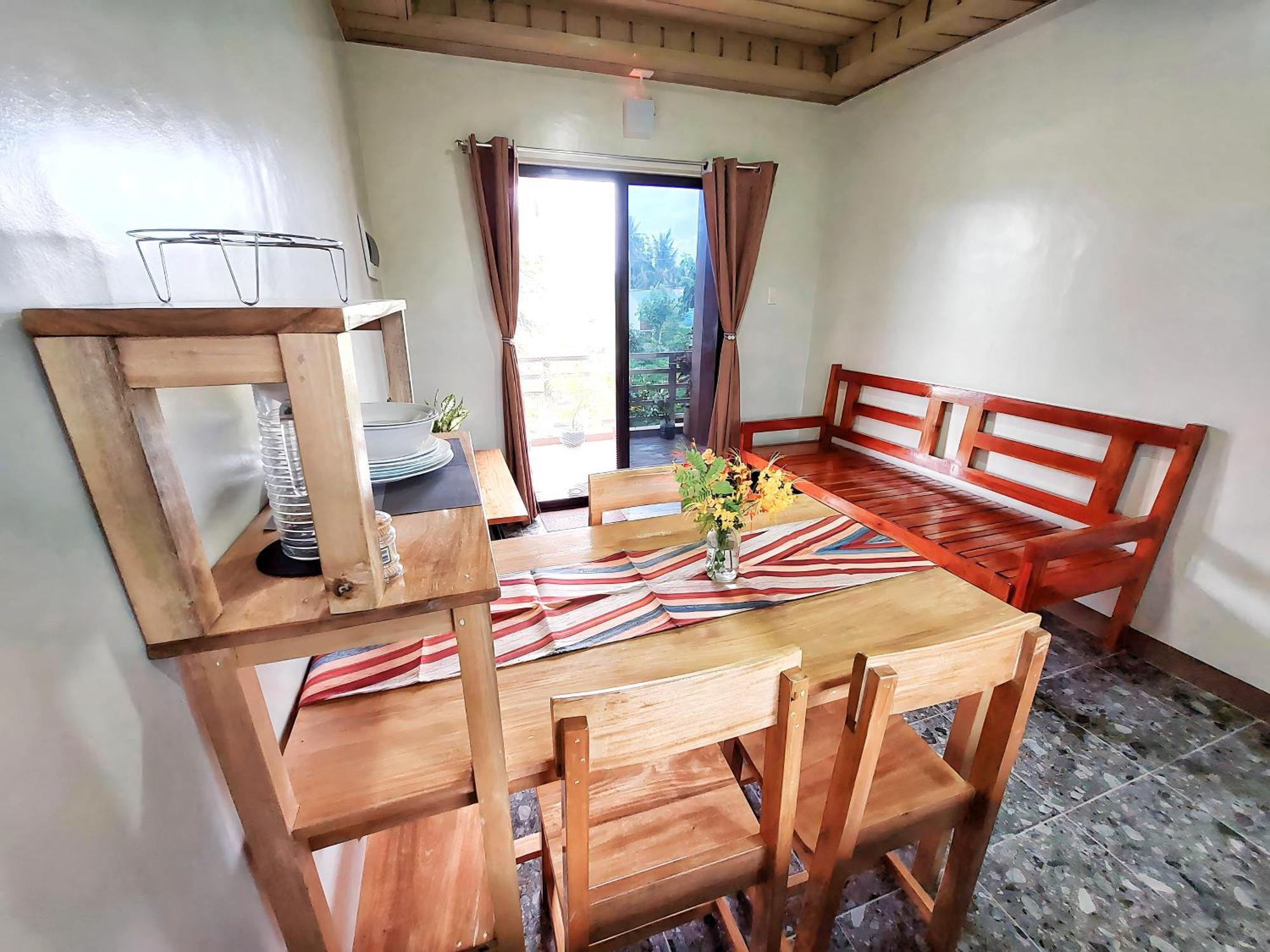 Tlshaw Homestay Генерал-Луна Номер фото